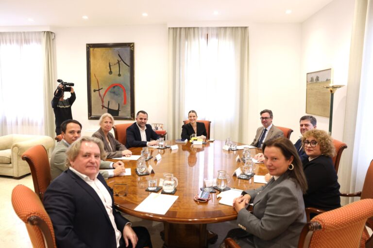 junta directiva 1 scaled.jpeg